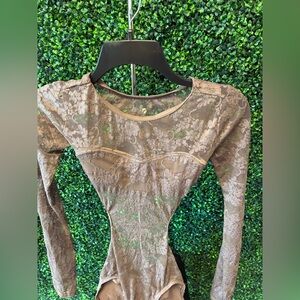 Elegant Lace Long Sleeve Top